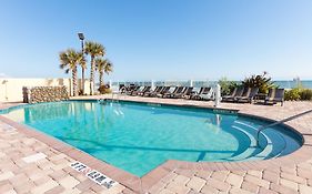 Hampton Inn Daytona Beach Beachfront 3*