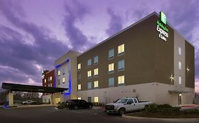 Holiday Inn Express And Suites New Braunfels