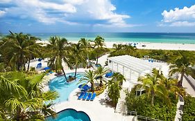 Hotel Savoy Miami Beach