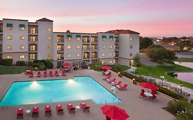 Embassy Suites Temecula Valley Wine Country 3*