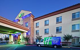 Holiday Inn Express & Suites Clovis Fresno Area Clovis Ca