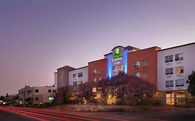 Holiday Inn Express Hotel & Suites Belmont, An Ihg Hotel  3* United States