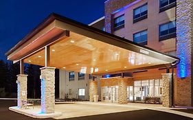 Holiday Inn Express & Suites : Chicago North Shore - Niles 3*