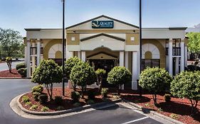 Quality Inn & Suites Mooresville Nc