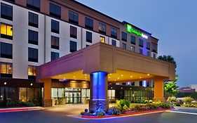Holiday Inn Express Atlanta Nw - Galleria Area