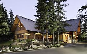 Buffalo Mountain Lodge Banff Canada