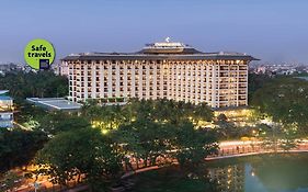 Chatrium Hotel Royal Lake Yangon photos Exterior
