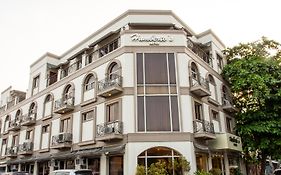 Humbertos Hotel Davao 3*