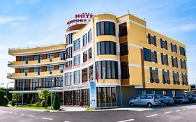 Hotel Airport Tirana 4*