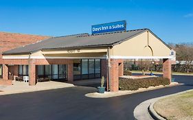 Days Inn And Suites Rocky Mount Nc