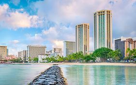 Hyatt Regency Waikiki Resort And Spa