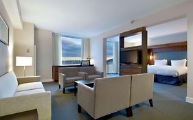 Hilton Toronto Airport Hotel & Suites photos Room