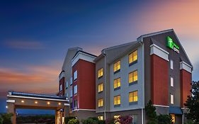Holiday Inn Express New Orleans East 2*