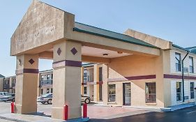 Econo Lodge Brownsville  United States