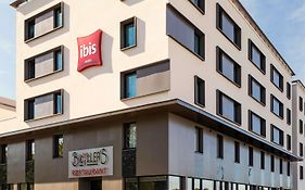 Hôtel Ibis Saint Quentin En Yvelines - Vélodrome À 3*