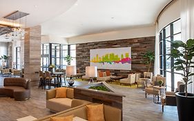 Holiday Inn & Suites Nashville Dtwn - Conv Ctr
