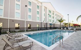 Hampton Inn & Suites Orlando Near Seaworld