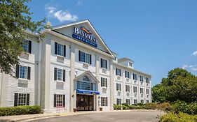 Baymont Inn And Suites Lafayette Airport