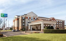 Holiday Inn Express & Suites Lawton Fort Sill