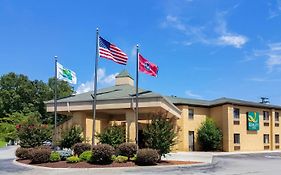 Quality Inn - Clinton Knoxville North