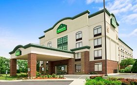 Wingate By Wyndham Louisville East Hotel 3* United States