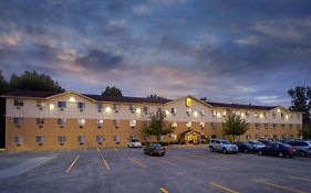 Super 8 By Wyndham Cromwell/Middletown