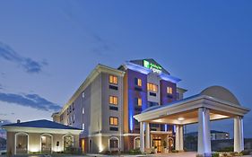 Holiday Inn Express Midwest City