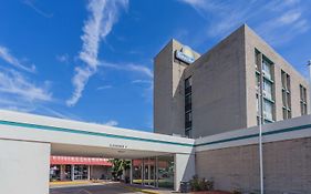 Days Hotel & Conference Center By Wyndham Danville  2* United States
