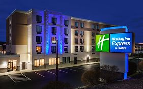 Holiday Inn Express Providence Woonsocket