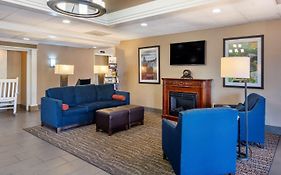 Comfort Inn And Suites Staunton Va 2*