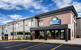 Days Inn & Suites By Wyndham Duluth By The Mall