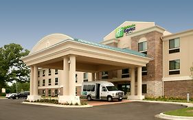 Holiday Inn Express & Suites Madison-Verona, An Ihg Hotel