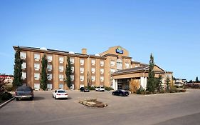 Days Inn And Suites Strathmore 3*
