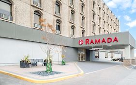 Ramada Inn Saskatoon 2*
