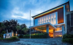 Отель Best Western Kamala Jimbaran Джимбаран Индонезия