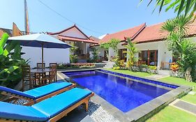 Pererenan Nengah Guest House Bali 2*