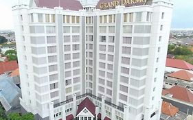 Grand Darmo Suite By Amithya Hotel Surabaya Indonesia