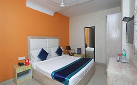 Rts Hotel Mahipalpur 3*