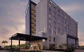 Mercure Hotel Chennai 4*
