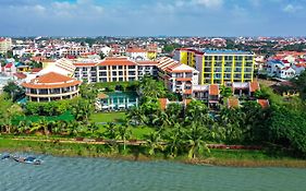 Bel Marina Hoi An Resort 5*
