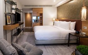 Lincoln Plaza London Curio Collection By Hilton 4*