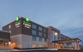 Holiday Inn Express & Suites - Sterling Heights-Detroit Area, An Ihg Hotel
