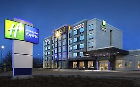 Holiday Inn Express Red Deer North 3*