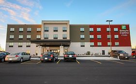 Holiday Inn Express & Suites Kirksville - University Area photos Exterior