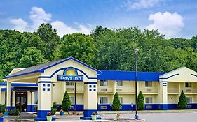 Days Inn By Wyndham Southington  United States