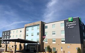 Holiday Inn Express & Suites Macon North 3*