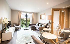 Urban Living'S - The Wren Beautiful City Centre Apartment With Parking