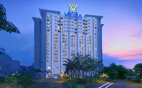 Hotel Ara Gading Serpong Tangerang 3*