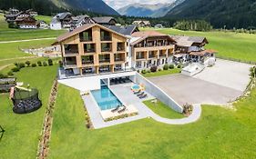 Hotel Tyrol Valle di Casies
