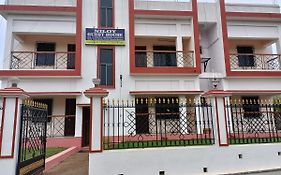 Niloy Guest House Santiniketan